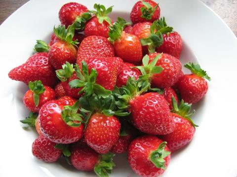 Les fraises moisies sont-elles comestibles ?