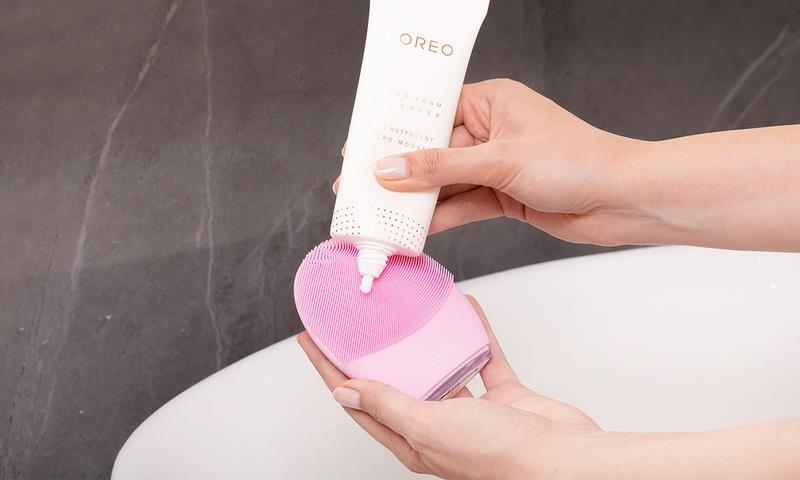 เครื่องล้างหน้า Foreo ขึ้นรา: วิธีจัดการอย่างถูกต้อง?