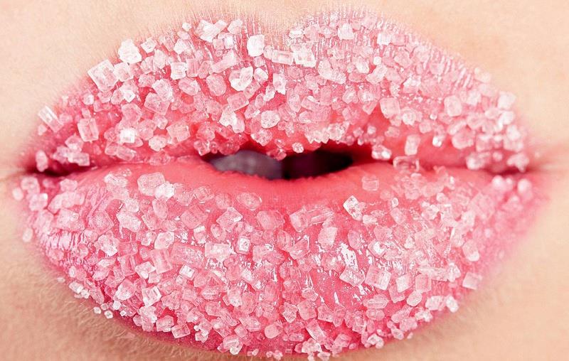 How to own naturally plump, soft lips?