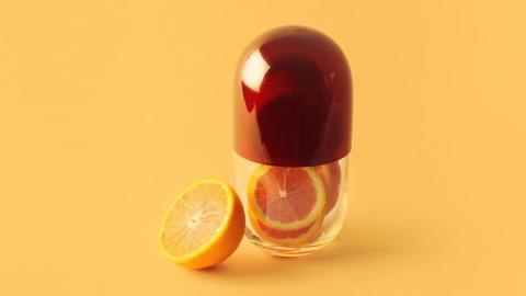 Tudo bem tomar Panadol com vitamina C? Interações medicamentosas a serem observadas