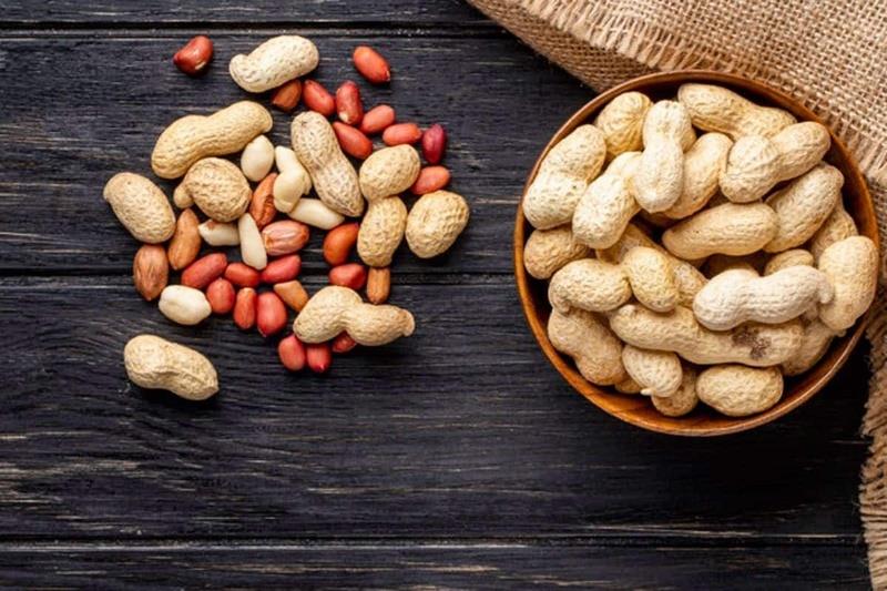 Peut-on manger des cacahuètes après avoir accouché ?  Avantages de manger des cacahuètes après l'accouchement