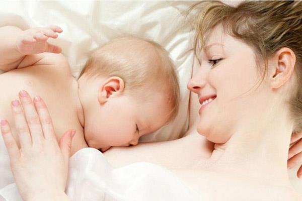 Borstvoedingshouding: wat is de juiste manier om borstvoeding te geven?