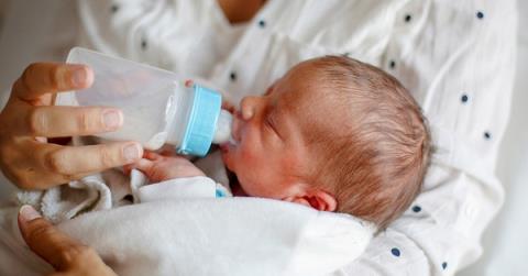 ¿Cómo cuidar y alimentar a los bebés prematuros?