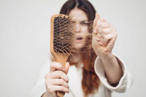 Caída del cabello posparto: todo lo que necesitas saber