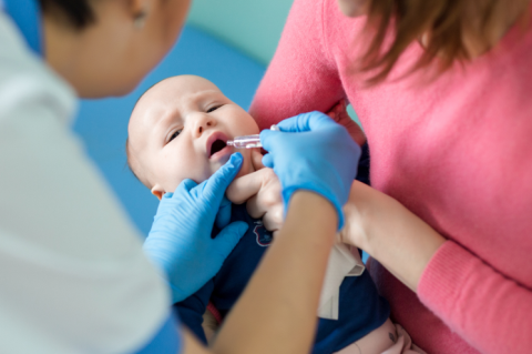 Quest-ce que le vaccin antirotavirus ? Quand les enfants doivent-ils prendre le vaccin Rota ? Dose et calendrier des injections