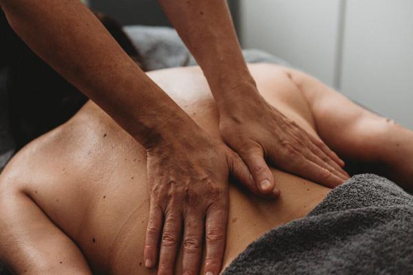 Verstehen Männer die Lingam-Massage richtig?