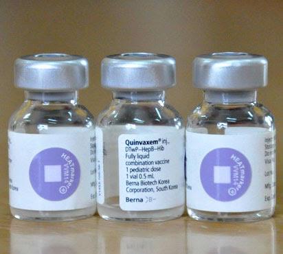 Skład i niektóre typowe skutki uboczne szczepionki 5 w 1