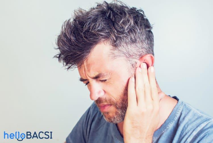 耳垂腫脹：原因和治療 • SignsSymptomsList.com